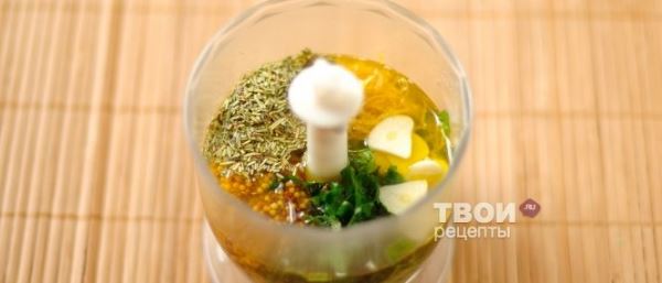 Жаркое из курицы с горчицей, лимоном и розмарином