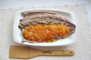 Скумбрия с желатином и морковью